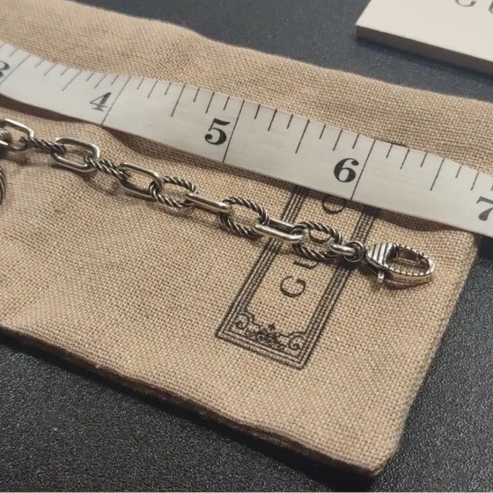 Gucci Luxury Statement Bracelet - Picture 4 of 7